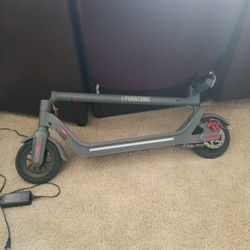 Phantom Gogo A8 Electric Scooter