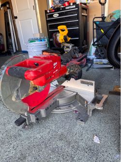 Milwaukee miter saw