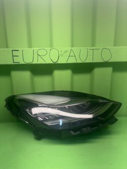2017 2018 2019 2020 2021 2022 2023 2024 Tesla Model 3 / Y Right Passenger Side Headlight OEM 1077372-00-L Reflector Type 91137