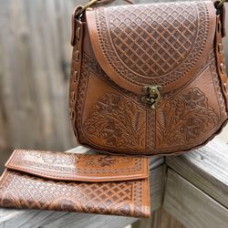 Alma Mía Crossbody With Wallet 
