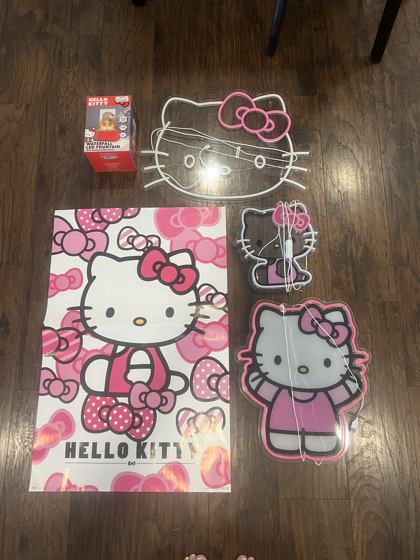Hello Kitty Wall Decor