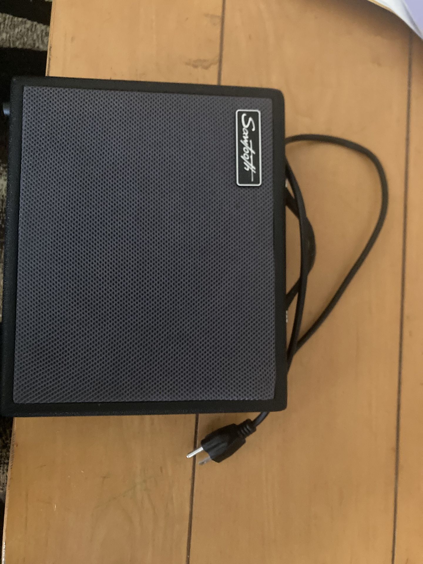 Sawtooth Guitar Amp