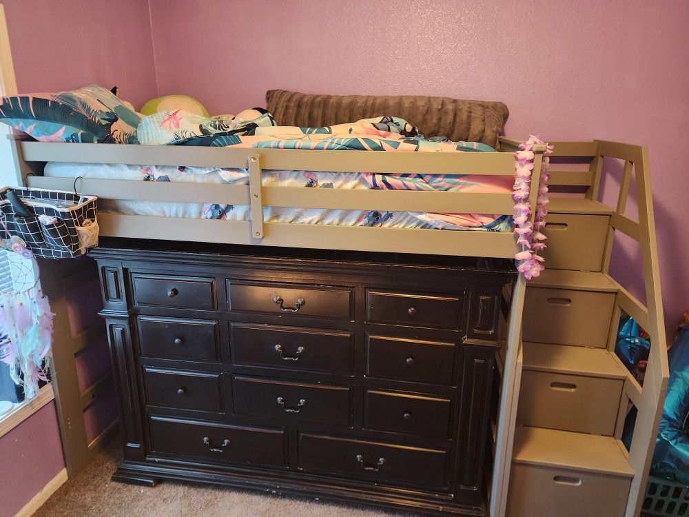 Bunk Bed