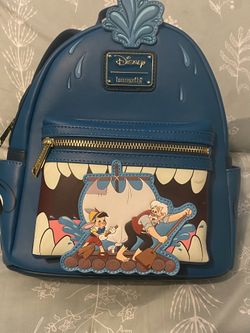 Loungefly Pinocchio backpack 🌊