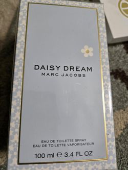 Daisy Dream NWT Not Opened