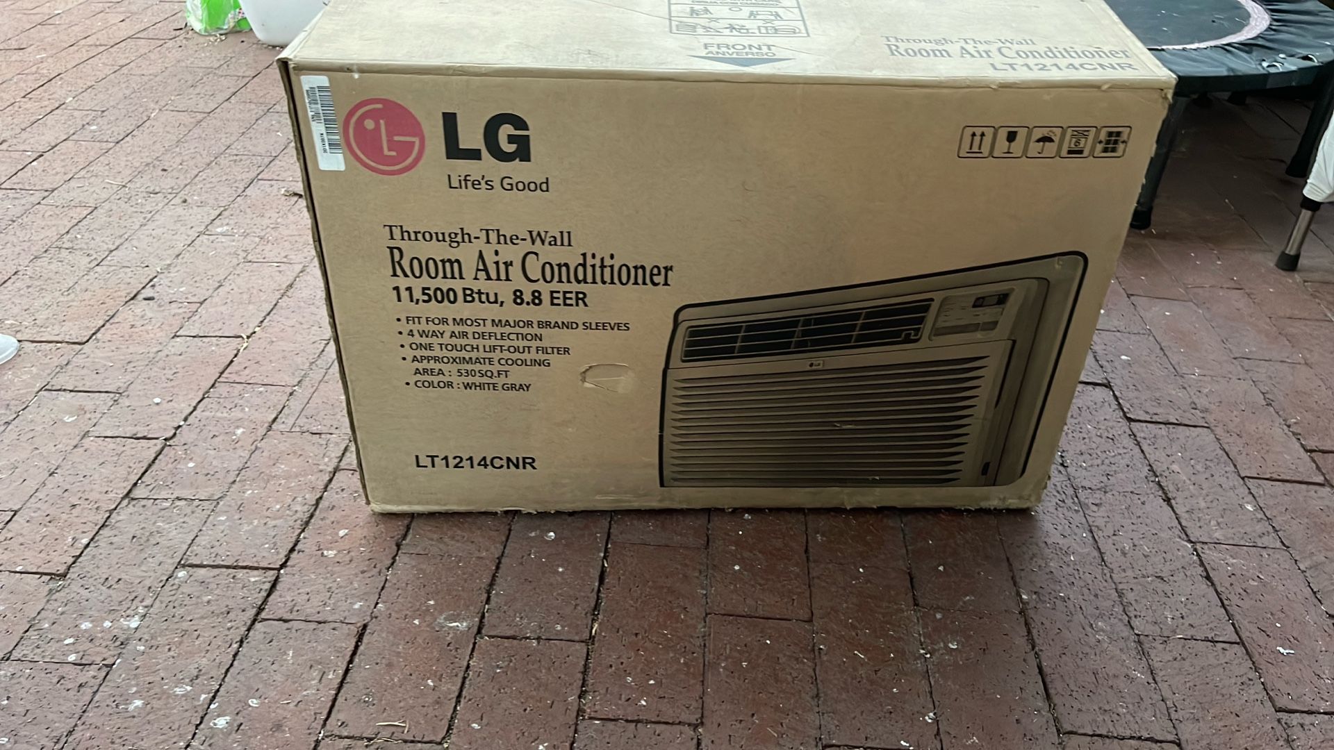 Room Air Conditioner 11,500Btu 8.8 EER