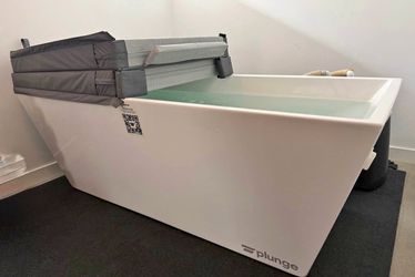 2020 Plunge All-In Hard-Sided Cold Plunge 1 Person Below 35F - Hanover, MA