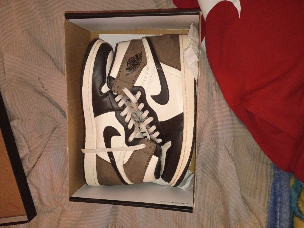 Jordan 1 Mocha