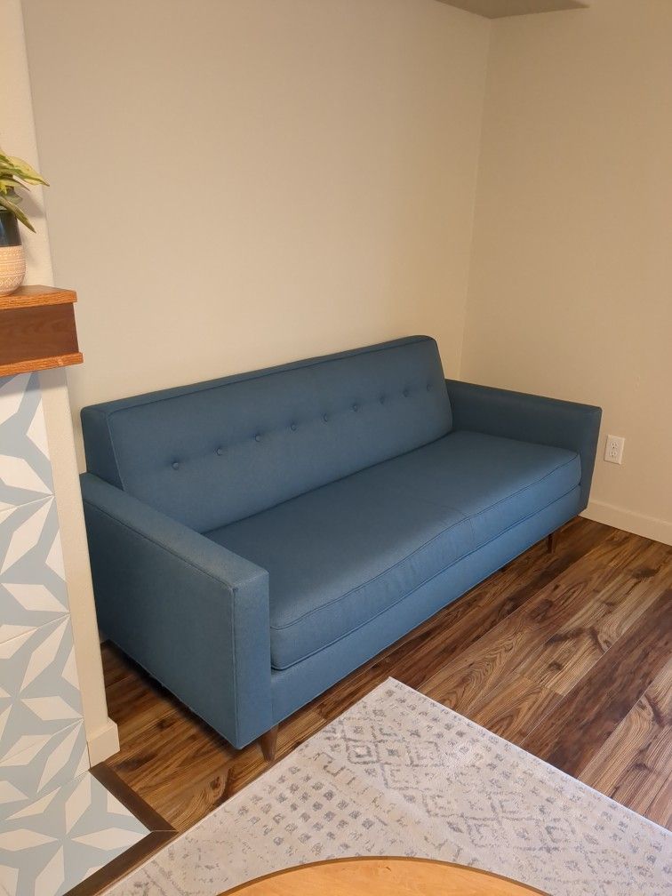 MidCentury Modern Couch for Sale in Vancouver, WA OfferUp