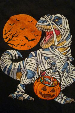 6 Pieces Kids Halloween Shirts and Bottoms size 5/6