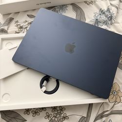 MacBook