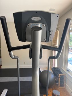 Nautilus Elliptical Trainer