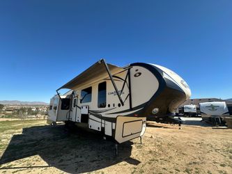 COACHMAN 4 SLIDE 3 ROOMS
