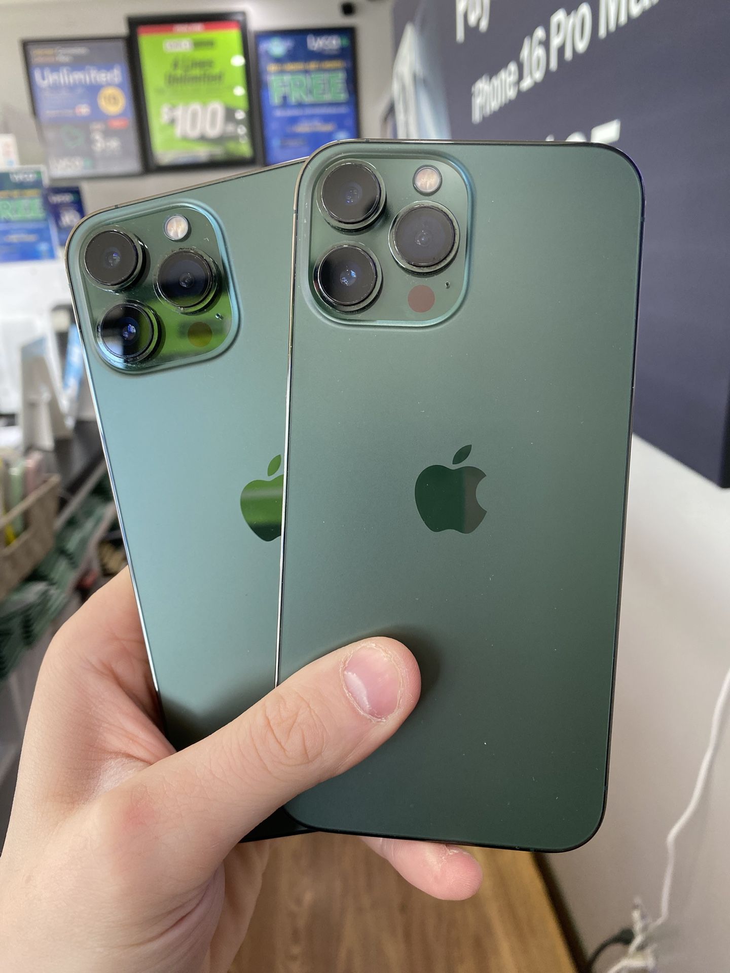 Unlocked iPhone 13 Pro Max 128GB Green