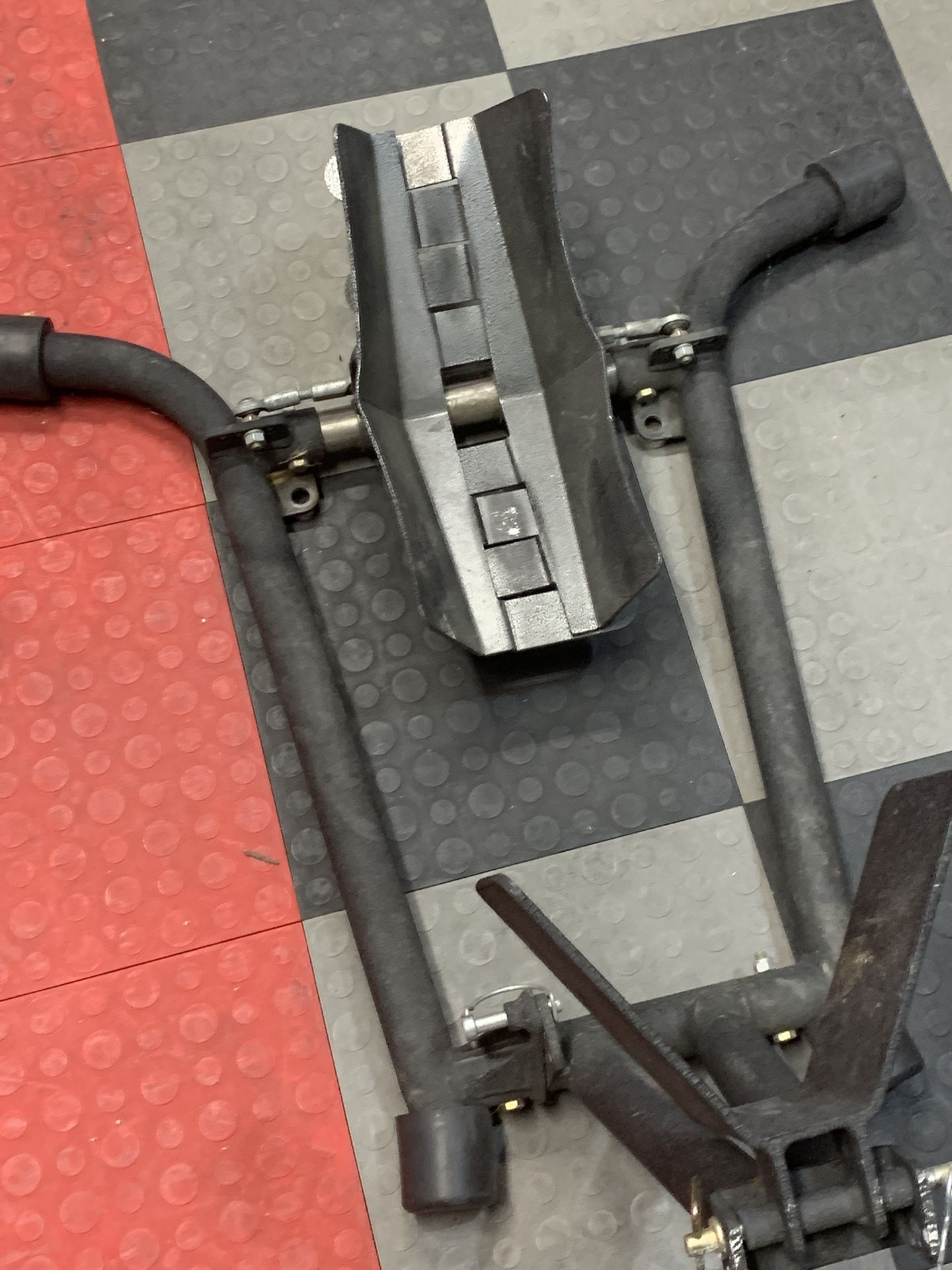 Motorcycle Chock.. Baxley Trailer Co.. Made In The U.S.A Heavy Duty Stand Alone