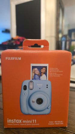Instax Mini 11 Instant Camera