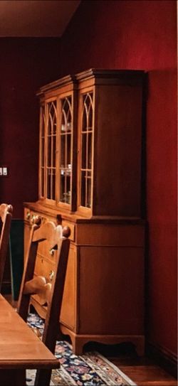 Vintage R-Way Style Mahogany China Cabinet & Hutch – Beautiful Federal Design