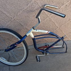 LEGACY SCHWINN VINTAGE BEACH CRUISER