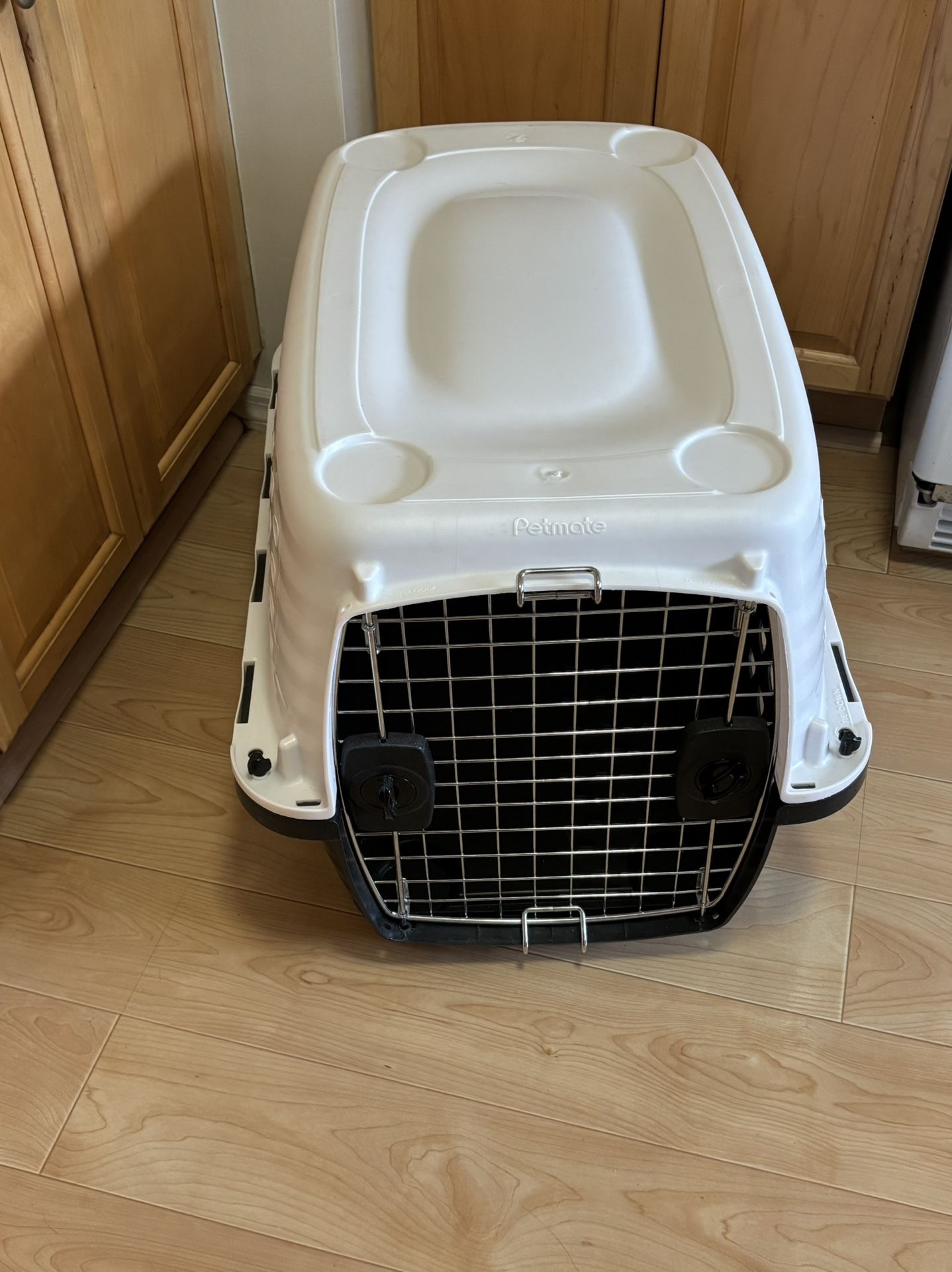 Petmate Kennel - Pet Cage