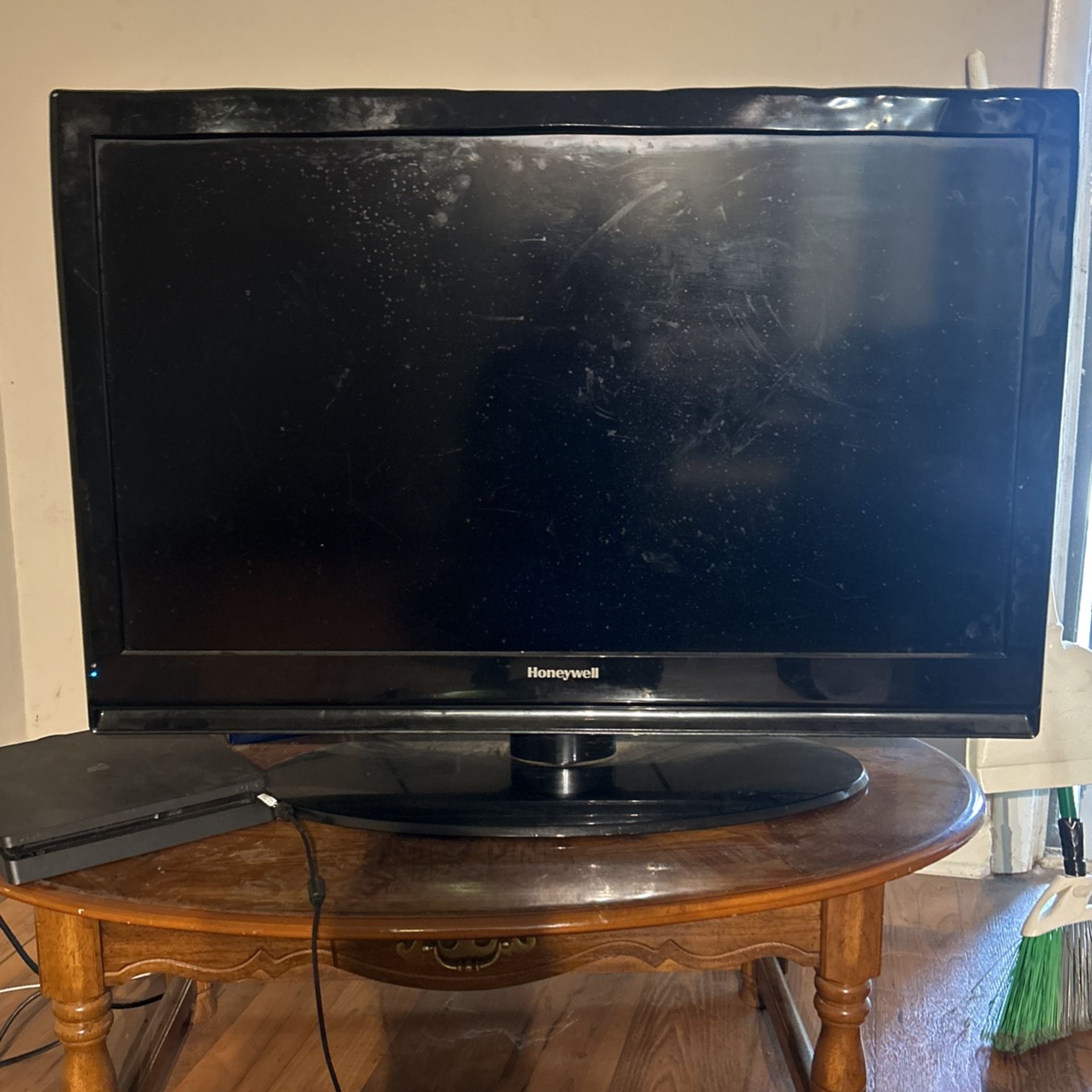 Samsung/Honeywell TV’s