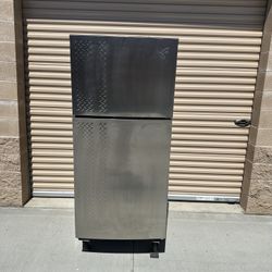 Whirpool Gladiator Chillerator Garage Fridge / Freezer