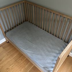IKEA Baby Crib & Avocado Mattress Toddler Bed