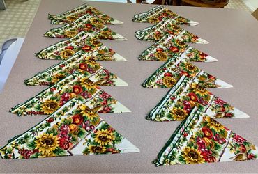Cloth napkins Set of 12 Harvest Sunflower pattern