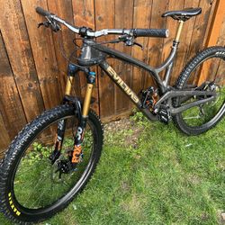 Evil Insurgent Large w/Fox Factory 36 and DHX2 i9's and Nobl carbon rims