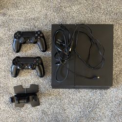 PS4 & Accessories