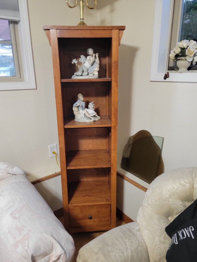 2 Matching Bookshelves