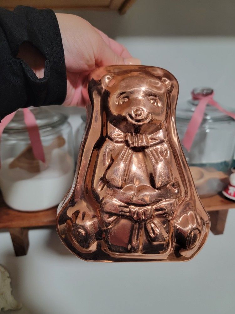 Copper Colored Teddy Bear Mold