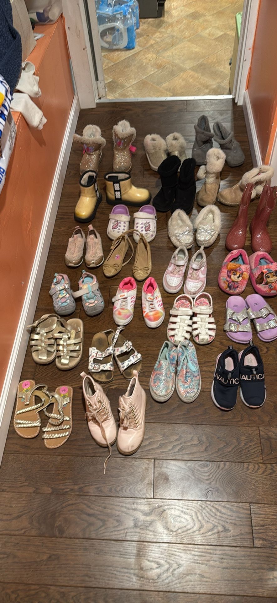 Girls Shoes