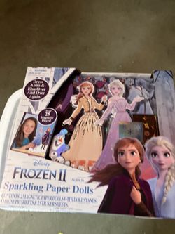 Frozen II sparkling  paper dolls new