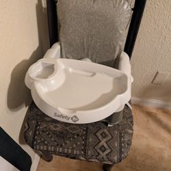  Portable High Chair 