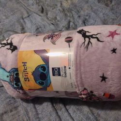 Disney Stitch The Big one throw