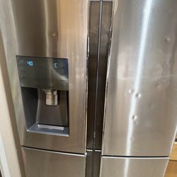 Free Samsung Stainless steel 4 French Door Refrigerator 