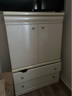 Bedroom set