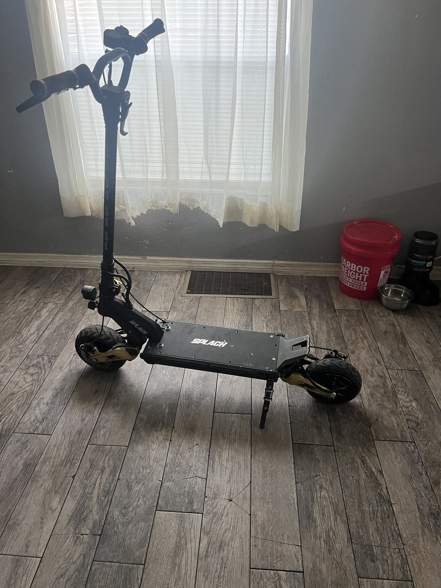 52 Volt Splach Scooter