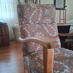 Vintage Wooden Chair 