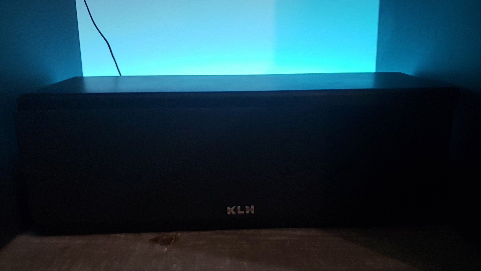 Speakers surround sound