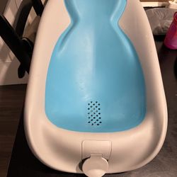 Skip Hop Baby Bathtub
