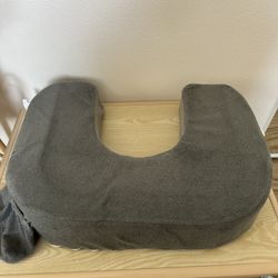 Double Breast-Feeding Pillow