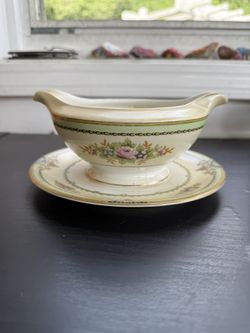 Meito China Gravy Boat 