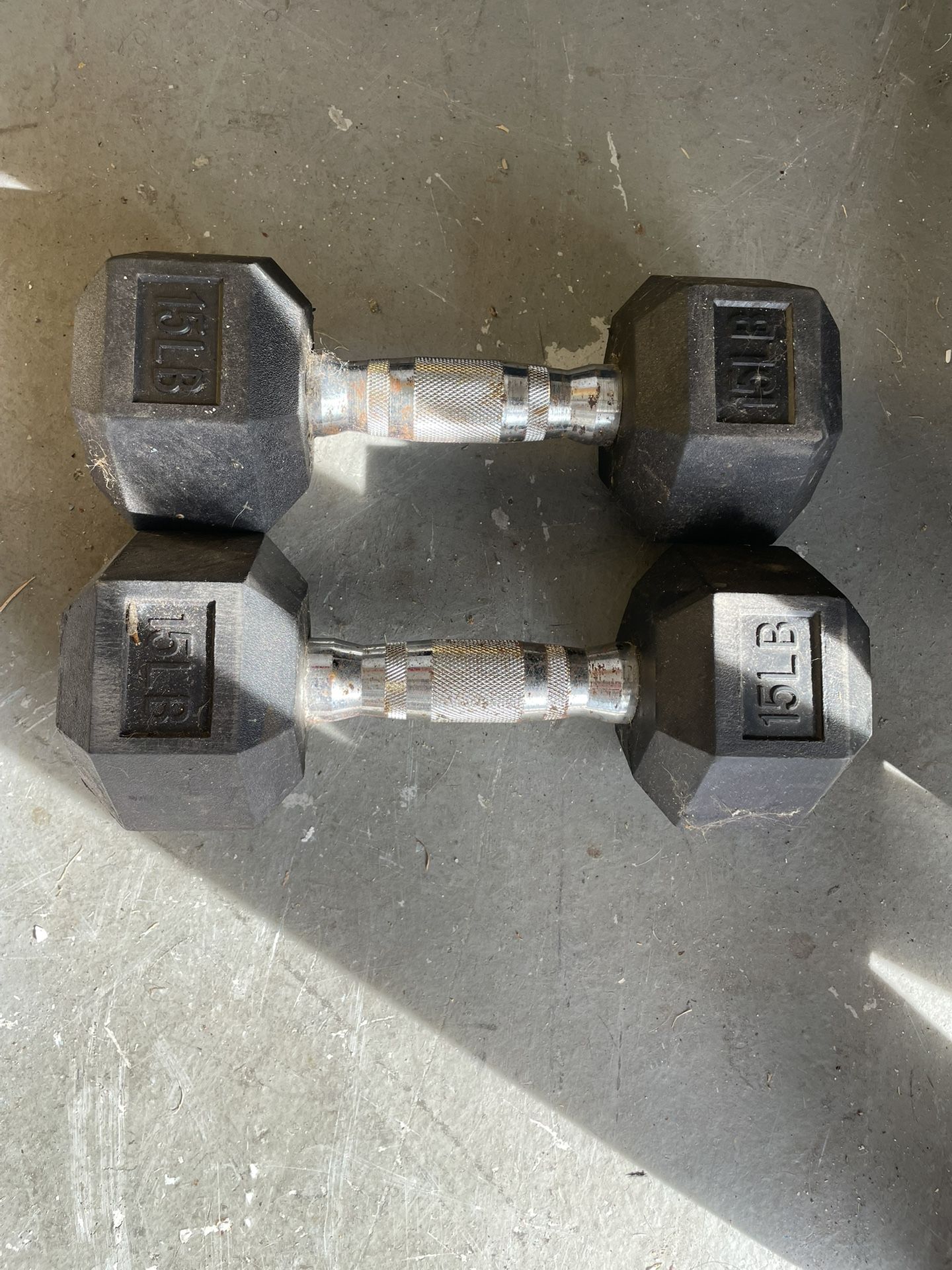 2 15 Lb Weights
