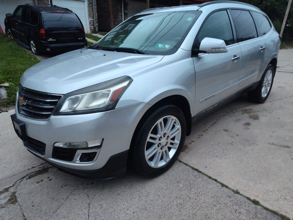2015 Chevy Traverse LT