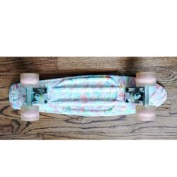 Penny Board Style Plastic Skateboard Ready To Ride Smooth Adults Used Lights Up