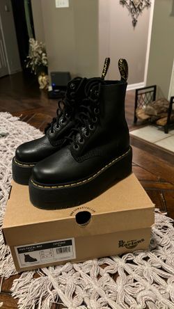 Dr. Martens AirWair US Size 5
