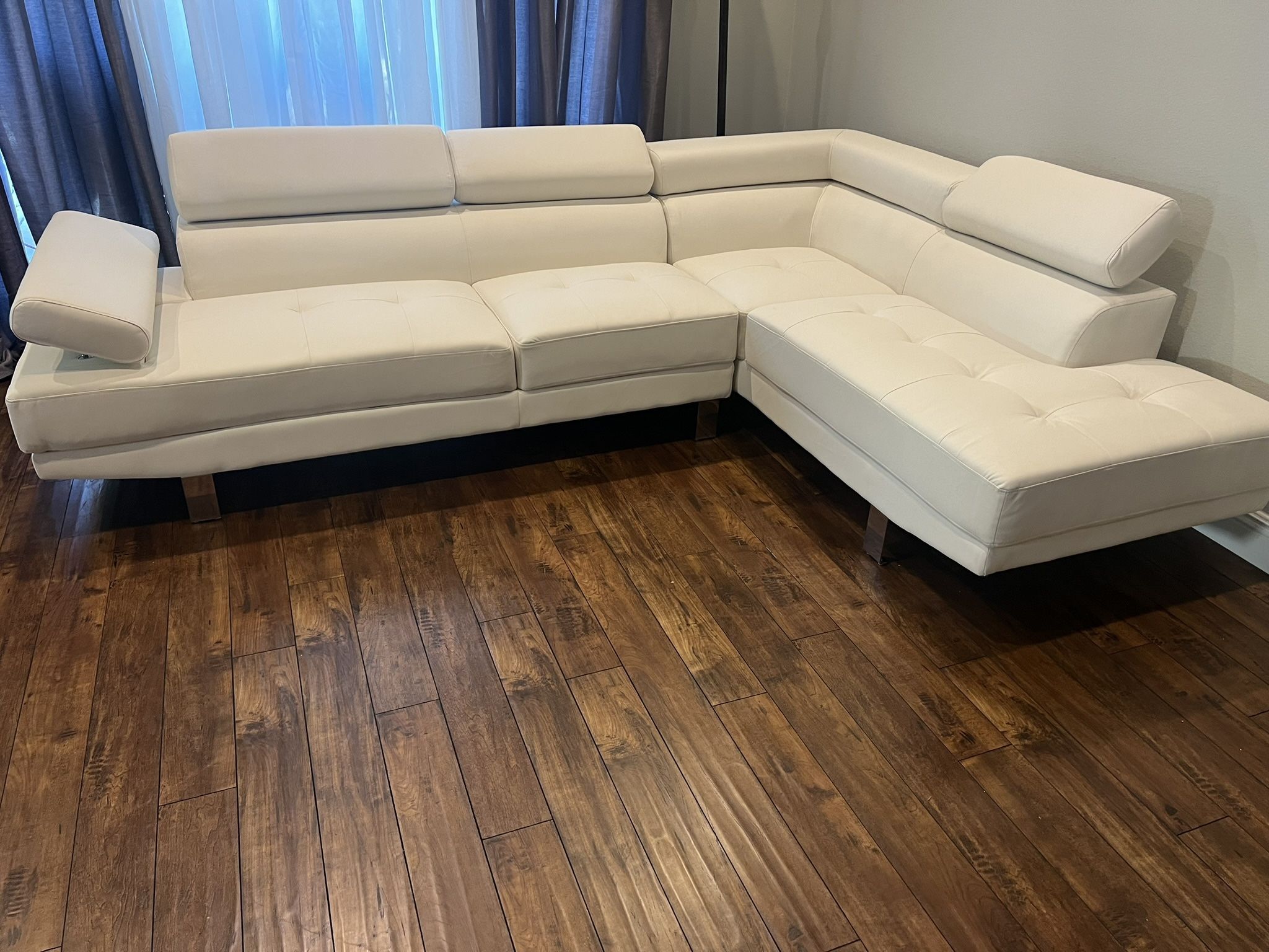 New Sectional With Adjustable Headrests. White Or Black Leather. 106” X 77”. Free Delivery!