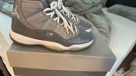 Air Jordan 11 Cool Grey Sneakers