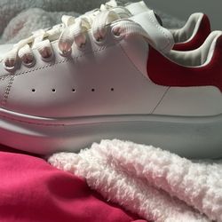 Alexander Mcqueens